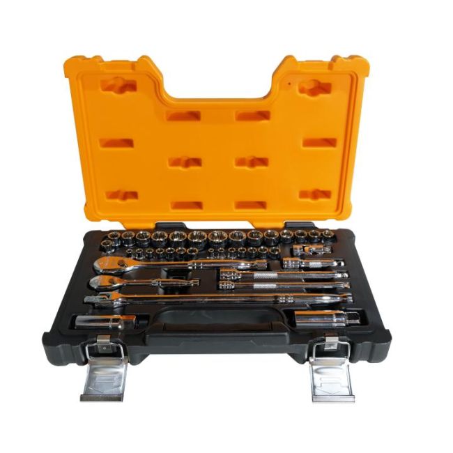 Gearwrench 38PC 1/4" & 3/8" DR Metric & SAE Socket Set 83067N