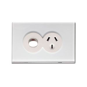 CLSOL 10A 250V White Glass Single Power Point HES-DG06K-D330